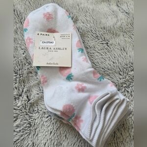Laura Ashley 6 Pairs White Socks with Pink and Berry and Floral Designs